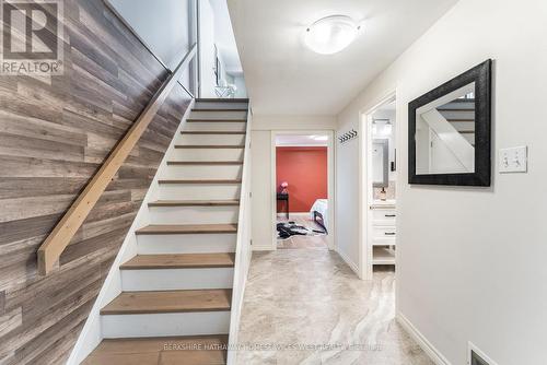 30 Reid Court, Guelph (Kortright Hills), ON - Indoor Photo Showing Other Room