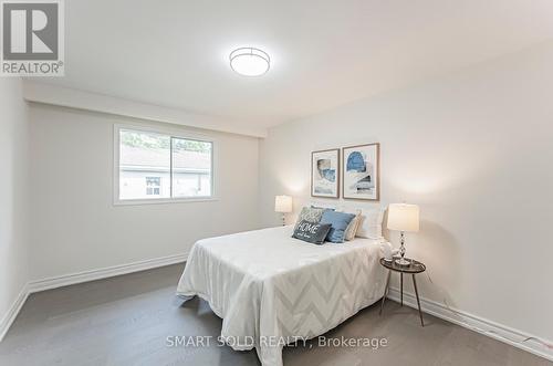 8412 Islington Avenue, Vaughan (Islington Woods), ON - Indoor Photo Showing Bedroom