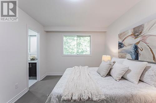 8412 Islington Avenue, Vaughan (Islington Woods), ON - Indoor Photo Showing Bedroom