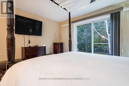 30 Illinois Crescent, Wasaga Beach, ON - Indoor Photo Showing Bedroom