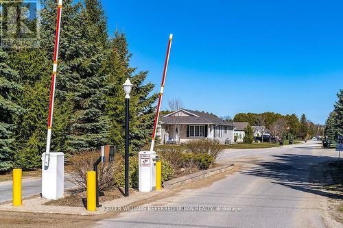 30 Illinois Crescent, Wasaga Beach, ON - Outdoor