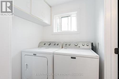 543 Oleary Lane, Tay, ON - Indoor Photo Showing Laundry Room