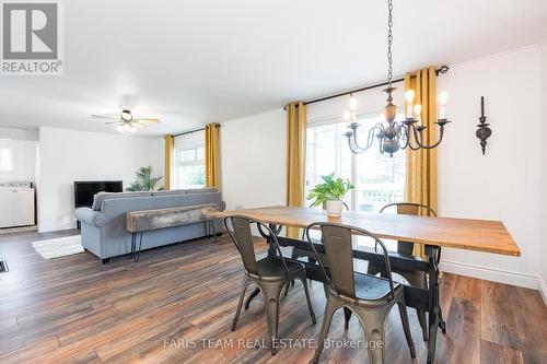 543 Oleary Lane, Tay, ON - Indoor Photo Showing Dining Room