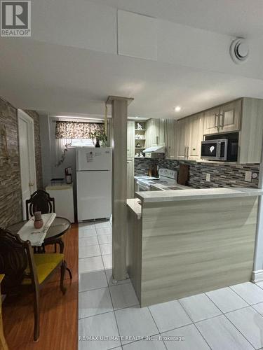 18 Cobalt Street, Toronto (Mount Dennis), ON - Indoor Photo Showing Kitchen