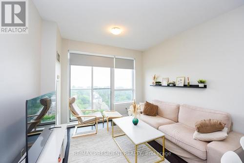 1101 - 3865 Lake Shore Boulevard W, Toronto (Long Branch), ON - Indoor Photo Showing Living Room