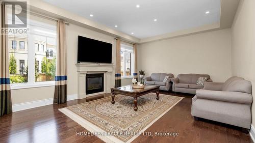 4 Rockton Court, Brampton, ON - Indoor Photo Showing Living Room With Fireplace