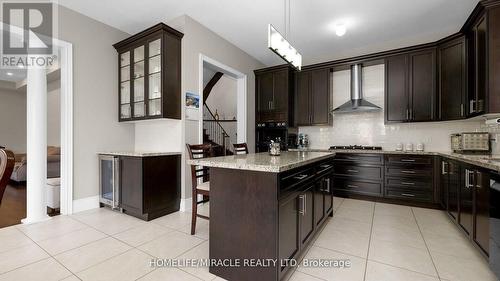 4 Rockton Court, Brampton, ON - Indoor Photo Showing Kitchen