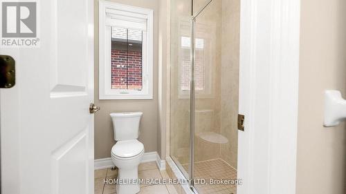 4 Rockton Court, Brampton, ON - Indoor Photo Showing Bathroom