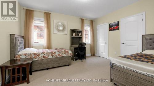 4 Rockton Court, Brampton (Toronto Gore Rural Estate), ON - Indoor Photo Showing Bedroom