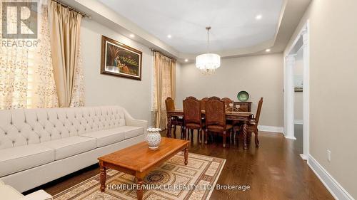 4 Rockton Court, Brampton, ON - Indoor