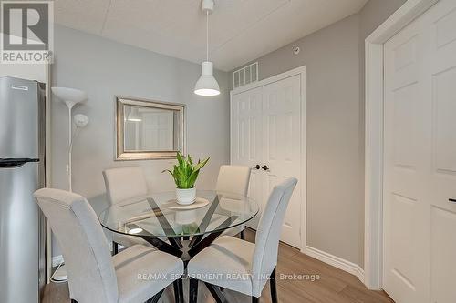 110 - 1441 Walker'S Line, Burlington, ON - Indoor Photo Showing Dining Room