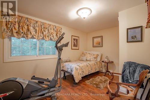 2065 Seventh Street, St. Catharines, ON - Indoor Photo Showing Bedroom