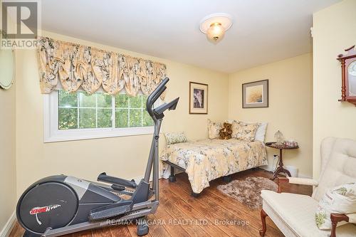 2065 Seventh Street, St. Catharines, ON - Indoor Photo Showing Bedroom