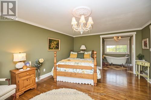 2065 Seventh Street, St. Catharines, ON - Indoor Photo Showing Bedroom