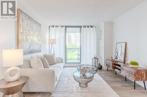 408 - 21 Knightsbridge Road, Brampton (Queen Street Corridor), ON - Indoor Photo Showing Living Room