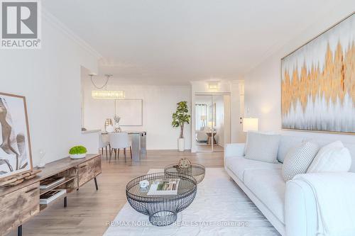 408 - 21 Knightsbridge Road, Brampton, ON - Indoor Photo Showing Living Room