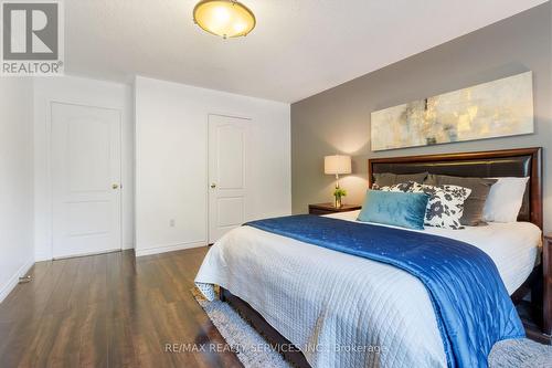 10 Oak Gardens Court, Brampton, ON - Indoor Photo Showing Bedroom