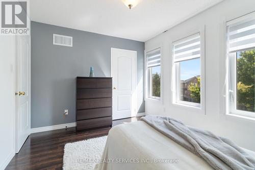 10 Oak Gardens Court, Brampton (Sandringham-Wellington), ON - Indoor Photo Showing Bedroom