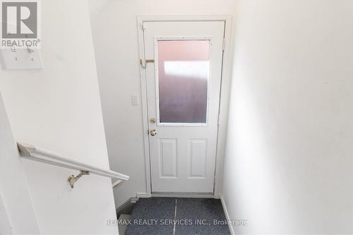 10 Oak Gardens Court, Brampton, ON - Indoor Photo Showing Other Room