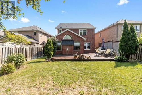 10 Oak Gardens Court, Brampton (Sandringham-Wellington), ON - Outdoor