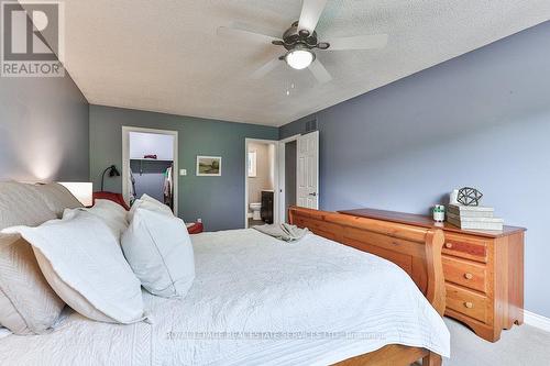 1368 Outlook Terrace, Oakville, ON - Indoor Photo Showing Bedroom