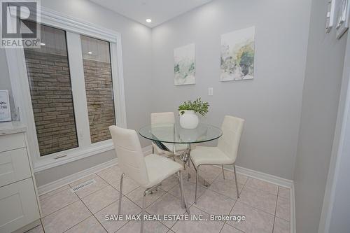 2695 Romark Mews, Mississauga, ON - Indoor Photo Showing Dining Room