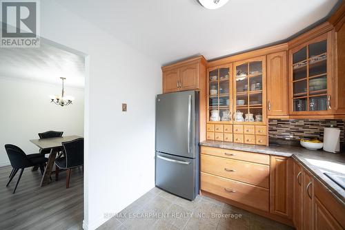 27 Mulholland Drive, Brant, ON - Indoor Photo Showing Kitchen