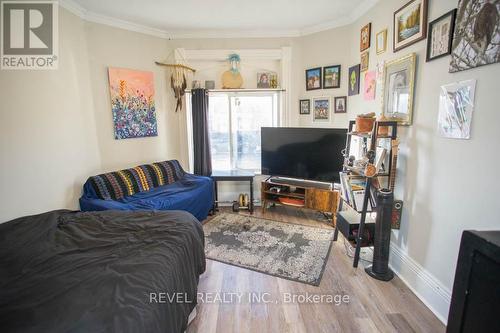 282 Darling Street, Brantford, ON - Indoor Photo Showing Living Room