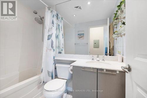 327 - 628 Fleet Street, Toronto (Niagara), ON - Indoor Photo Showing Bathroom