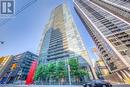 1602 - 110 Charles Street E, Toronto, ON  - Outdoor 