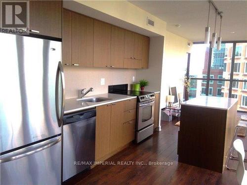 1602 - 110 Charles Street E, Toronto, ON - Indoor Photo Showing Kitchen With Stainless Steel Kitchen