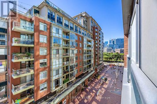 529 - 33 Mill Street, Toronto (Waterfront Communities), ON - Outdoor