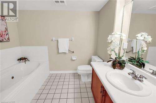 Primary ensuite. - 3 Towering Heights Boulevard Unit# 303, St. Catharines, ON - Indoor Photo Showing Bathroom