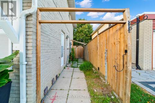 91 Tineta Crescent, Toronto (Agincourt South-Malvern West), ON - Outdoor With Exterior