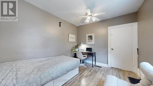 217 Celina Street, Oshawa, ON - Indoor Photo Showing Bedroom