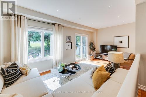 80 Andona Crescent, Toronto (Centennial Scarborough), ON - Indoor Photo Showing Living Room