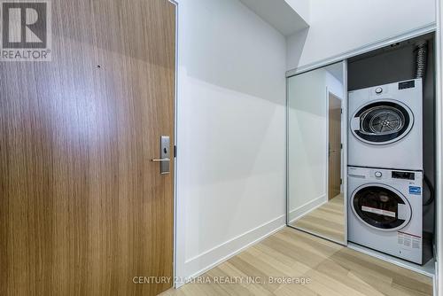 202 - 150 Logan Avenue, Toronto (South Riverdale), ON - Indoor Photo Showing Laundry Room