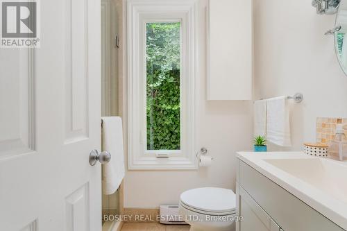 1011 Craven Road, Toronto (Greenwood-Coxwell), ON - Indoor Photo Showing Bathroom