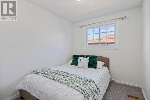 25 Switzer Drive, Oshawa (Centennial), ON - Indoor Photo Showing Bedroom