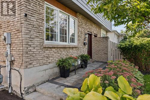 25 Switzer Drive, Oshawa (Centennial), ON - Outdoor