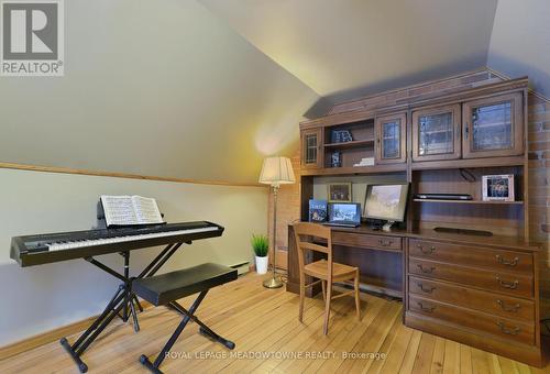 40 Centre Street, New Tecumseth, ON - Indoor Photo Showing Other Room