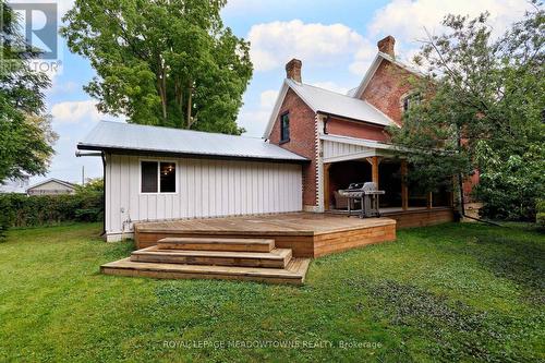 40 Centre Street, New Tecumseth, ON - Outdoor With Deck Patio Veranda