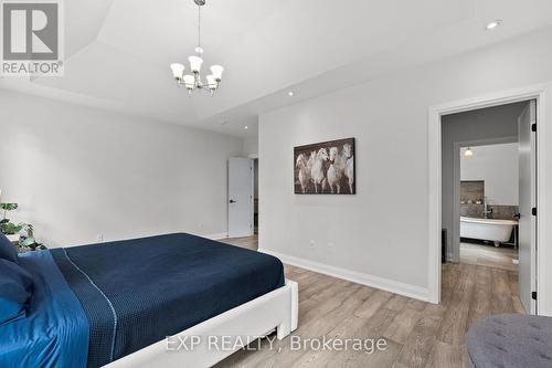 1648 Roslyn Avenue, Innisfil (Alcona), ON - Indoor Photo Showing Bedroom