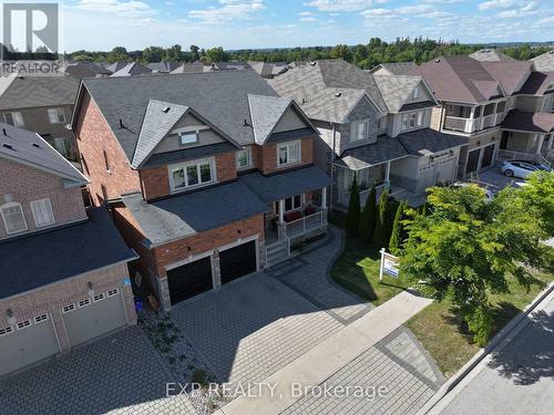 8 Philips Lake Court, Richmond Hill (Jefferson), ON - Outdoor With Facade