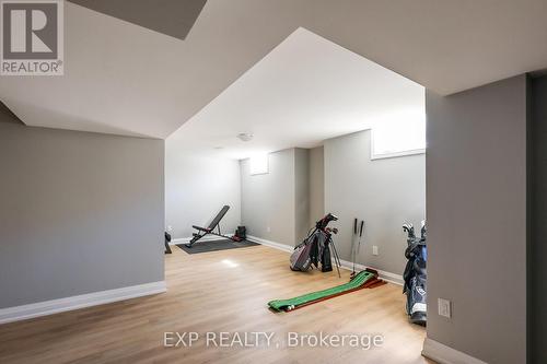 8 Philips Lake Court, Richmond Hill, ON - Indoor Photo Showing Gym Room