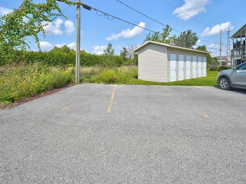 Parking - 36 Rue Catherine, Saint-Rémi, QC - Outdoor