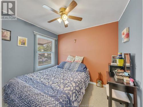 12 King Street, Leamington, ON - Indoor Photo Showing Bedroom