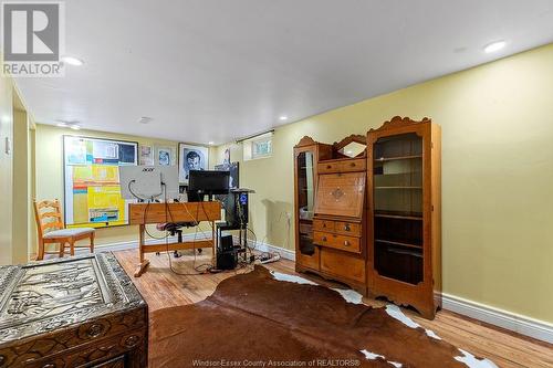 1064 Laporte, Windsor, ON - Indoor Photo Showing Other Room