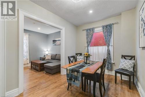 211 Victoria Road S, Guelph, ON - Indoor Photo Showing Dining Room