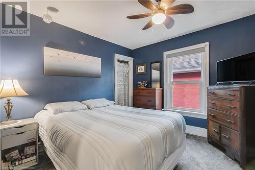 211 Victoria Road S, Guelph, ON - Indoor Photo Showing Bedroom